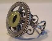 Victorian Steampunk REPTILICUS MACHINUS Green Reptile or Dragon Glass Eye Gear Watch Clock Ring