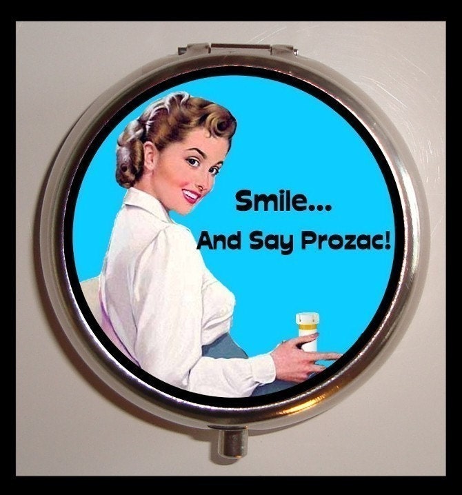 Happy Pills Housewife Pinup Pin Up In Need of Drugs Rockabilly Kitsch Funny Pillbox Pill Box Case Holder for Vitamins Pills