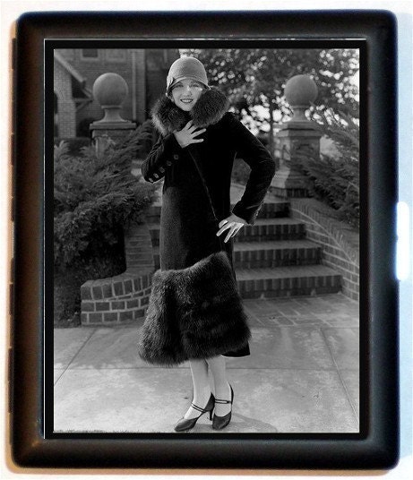 Sexy Classic Flapper Model Dirty Thirties Modern Woman Black Metal Cigarette of ID card or Wallet or Ipod Nano and Earbuds Holder Case