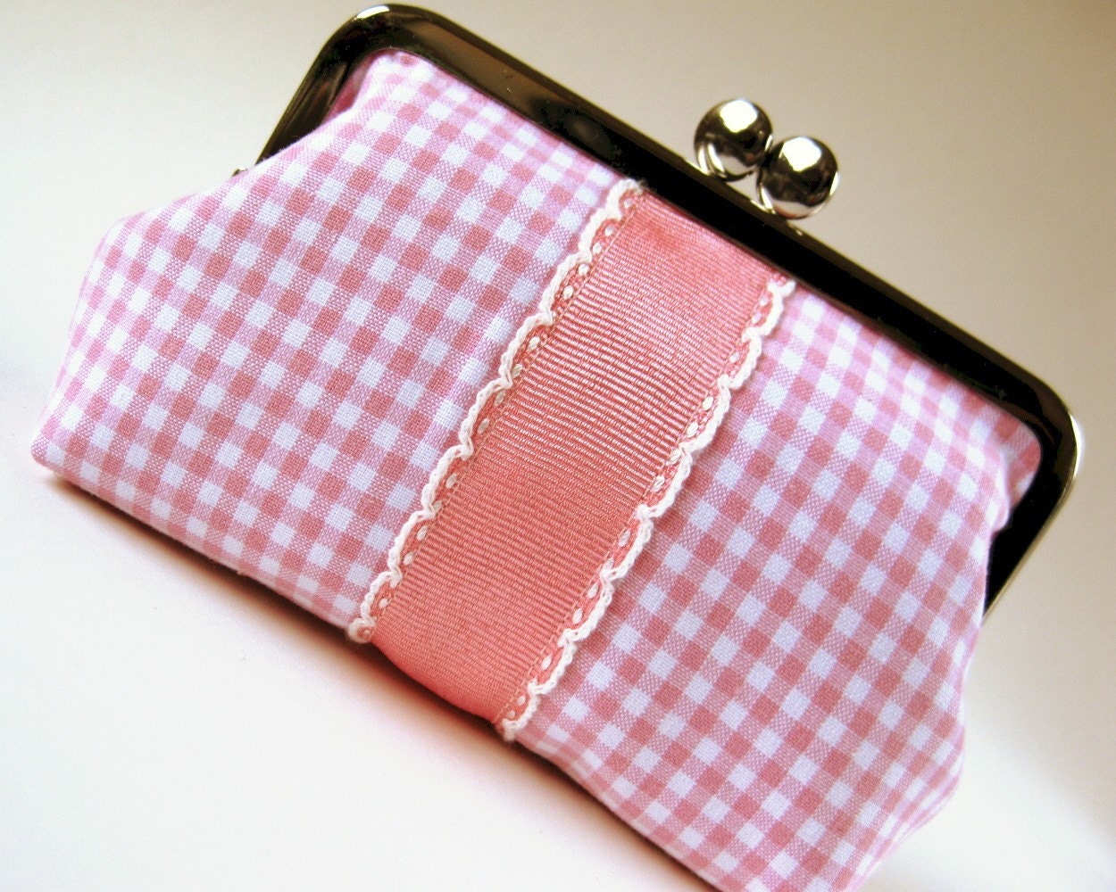 Pink gingham purse with scalloped ribbon