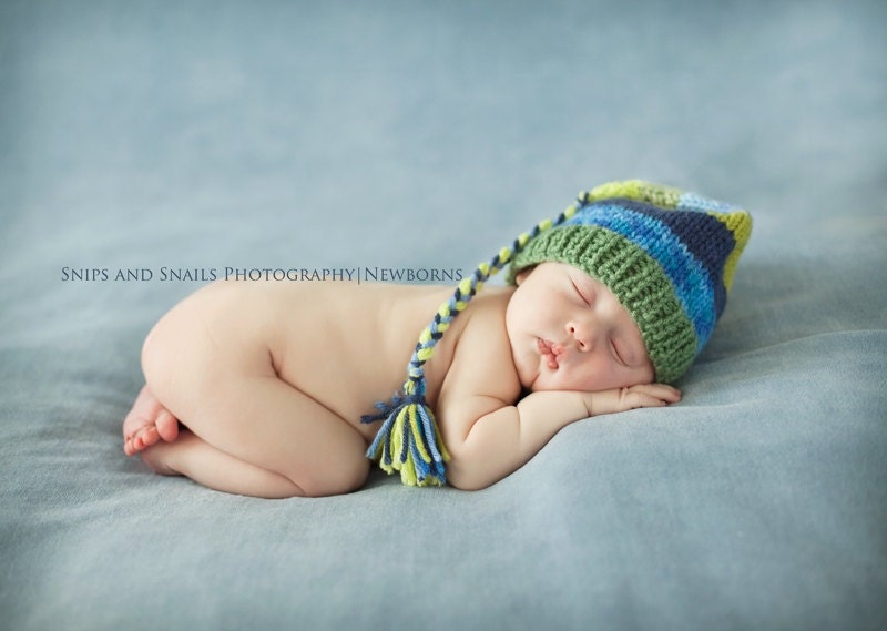 Boy Baby Hat PHoTO PRoP Fashion Conscious Newborn Cap Blue Green Unigender Girl TaSSeL BeANiE Knit to Order PiCk YoUr CoLORs ToQue
