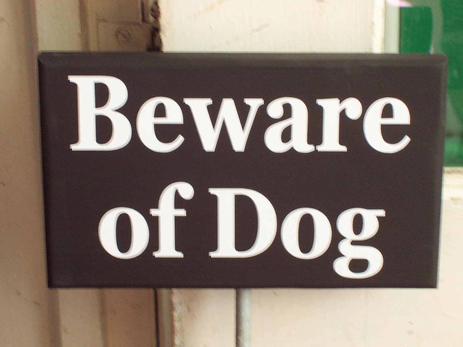 Beware of Dog Wood Vinyl Sign with Metal Stake Yard Garden Outdoor Home Decor