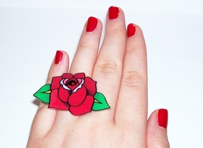 pretty red rose ring