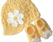 3 to 6 Month Daisy Visor Beanie and Maryjane Set  - banana, yellow, white