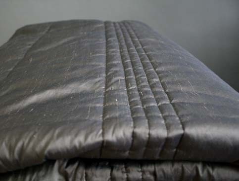 SILK QUILT - gun metal bronze