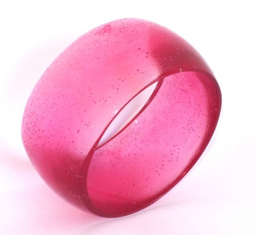Handcrafted resin bangle "port wine jelly"