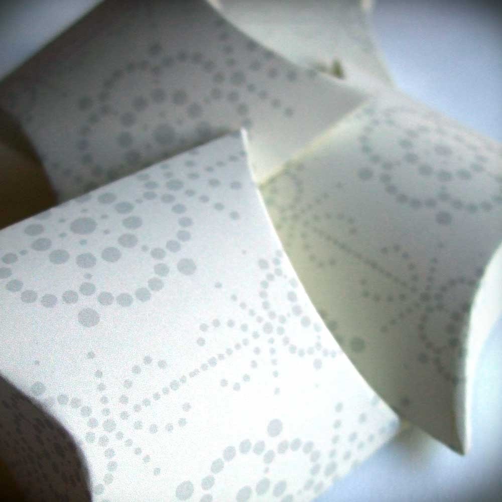 Cream Lace Pillow Boxes - 4 Mini Boxes
