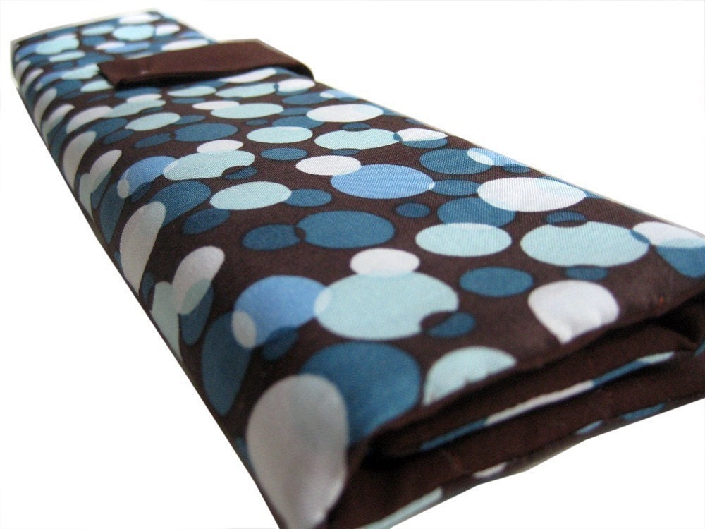 straight knitting needle organizer - blue dots on chocolate brown