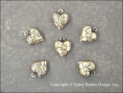 Floral Pattern Puffed Heart Charm in Antiqued Polished Brass (item 2603 AG) - 6 Pieces