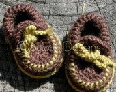 Baby Moccasin Booties (crochet pattern)