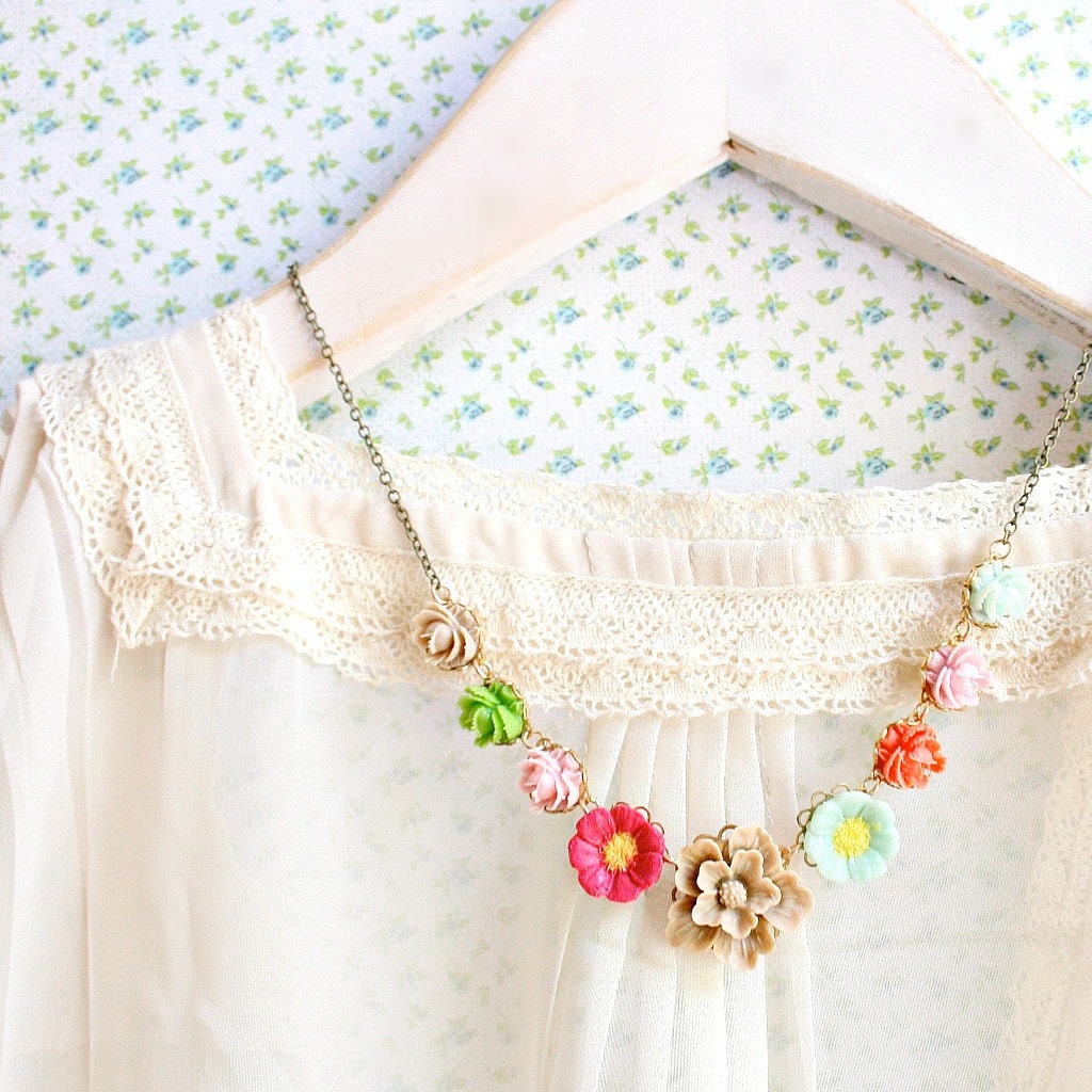 Posy Flower Statement Necklace