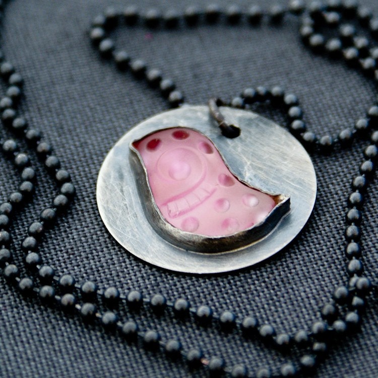 Tweet. Frosted Art Deco Pink Glass Bird and Sterling Silver. Wrapped and Ready to Give.