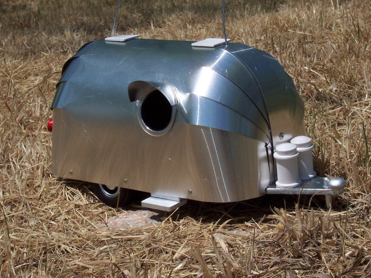 Vintage Aluminum Airstream Birdhouse Trailer