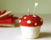 Pincushion - Wool Toadstool