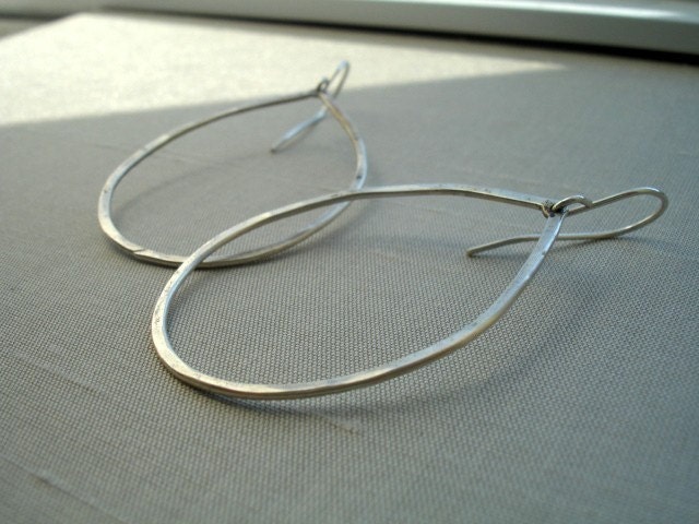 Oh So Medium Recycled Silver Hammerered Teardrop Earrings FREE SHIPPING - Simple Style Everyday Jewelry