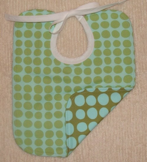Wintergreen bib