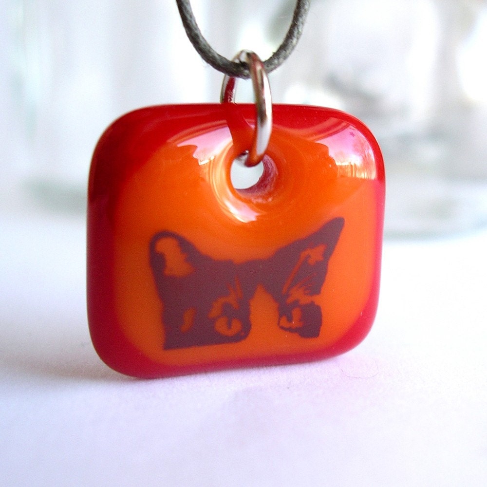 CAT. A fused glass pendant necklace.