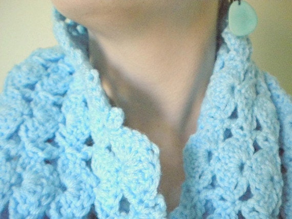 Crochet Infinity Cowl- Mesh Shell Pattern in Summer Sky Blue - Cozy and Breezy Crochet Cowl- Chunky Infinity Scarf