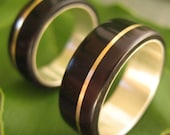 Oro Plano Wood Ring - ecofriendly wedding band with coyol seed with 14k gold inlay