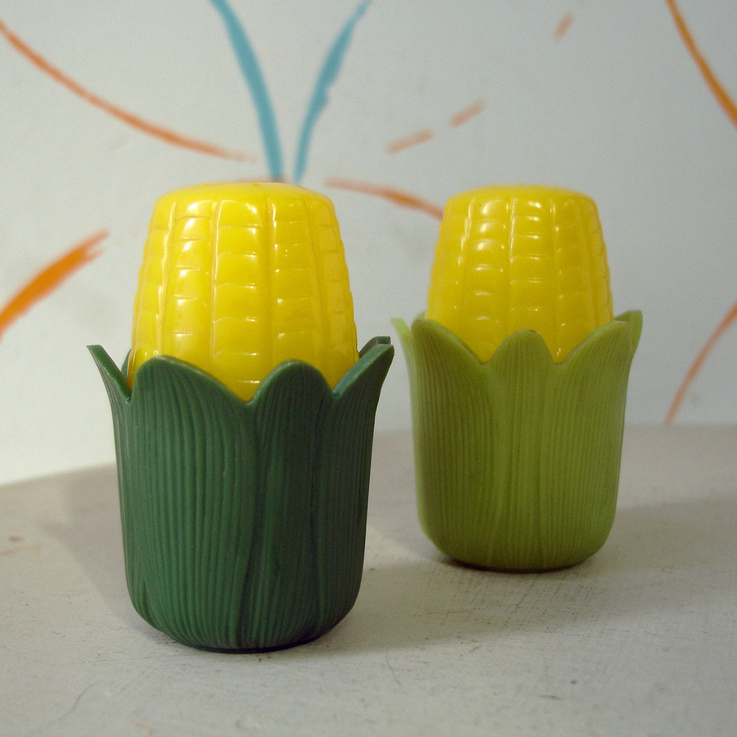 Me So Corny Salt & Pepper Shakers Corn Cob Plastic