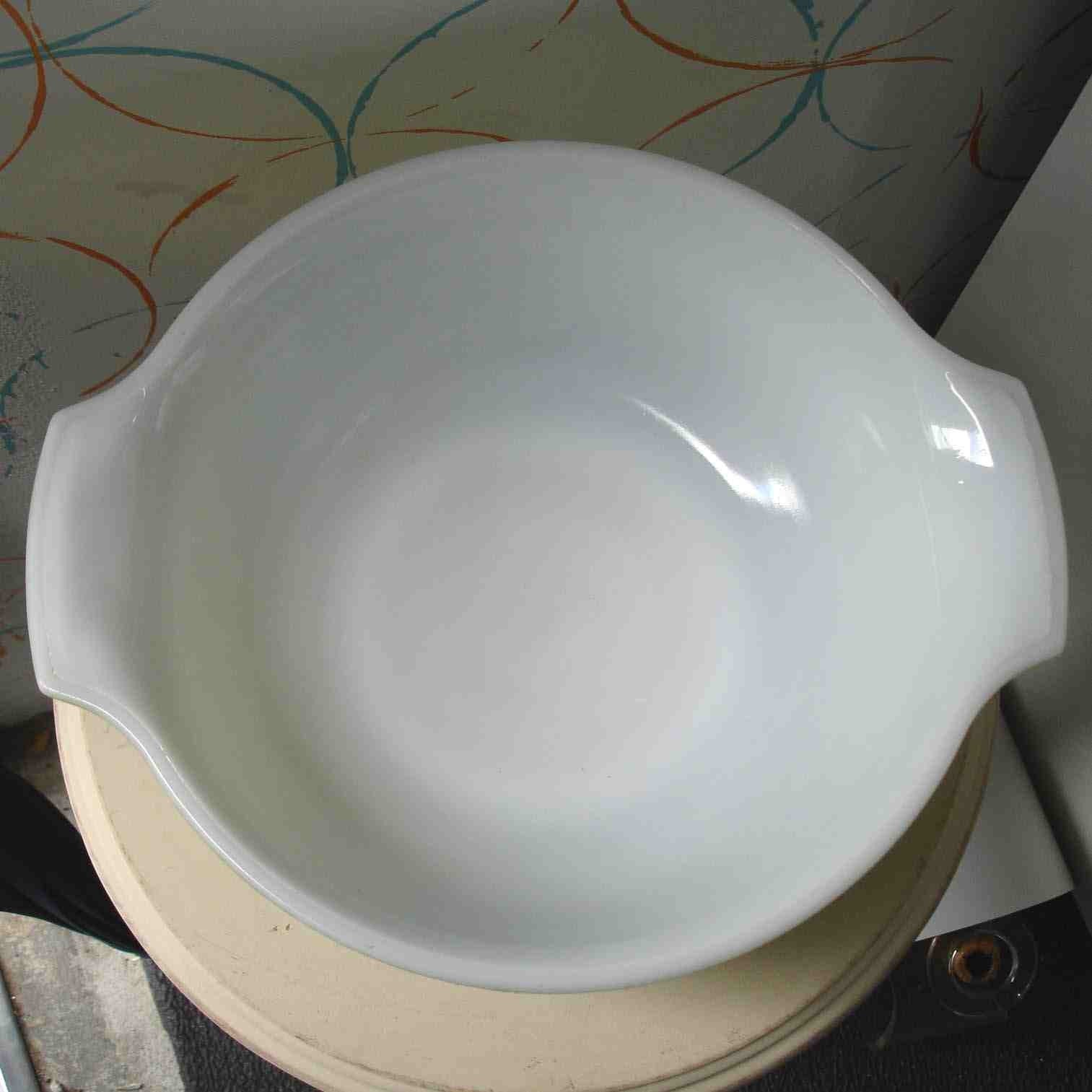 Glasbake Mixing Bowl Avocado Green