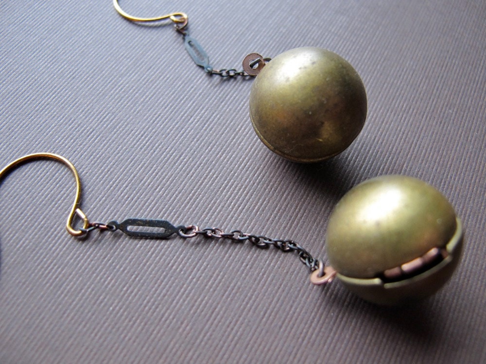 Locket Earrings Vintage Brass Oxidized Chain Handmade by Glamourpuss Creations on Etsy