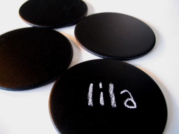 blackboard magnetic coasters set of four. stylish and practical. store them on your fridge.