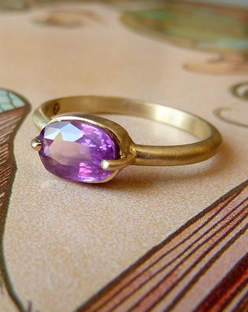 Berry Pink Oval Cut Sapphire Ring