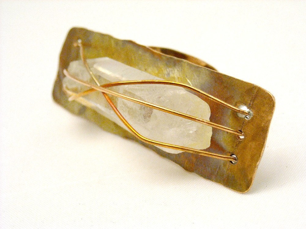Caged Quartz Crystal Knuckle Ring - Copper