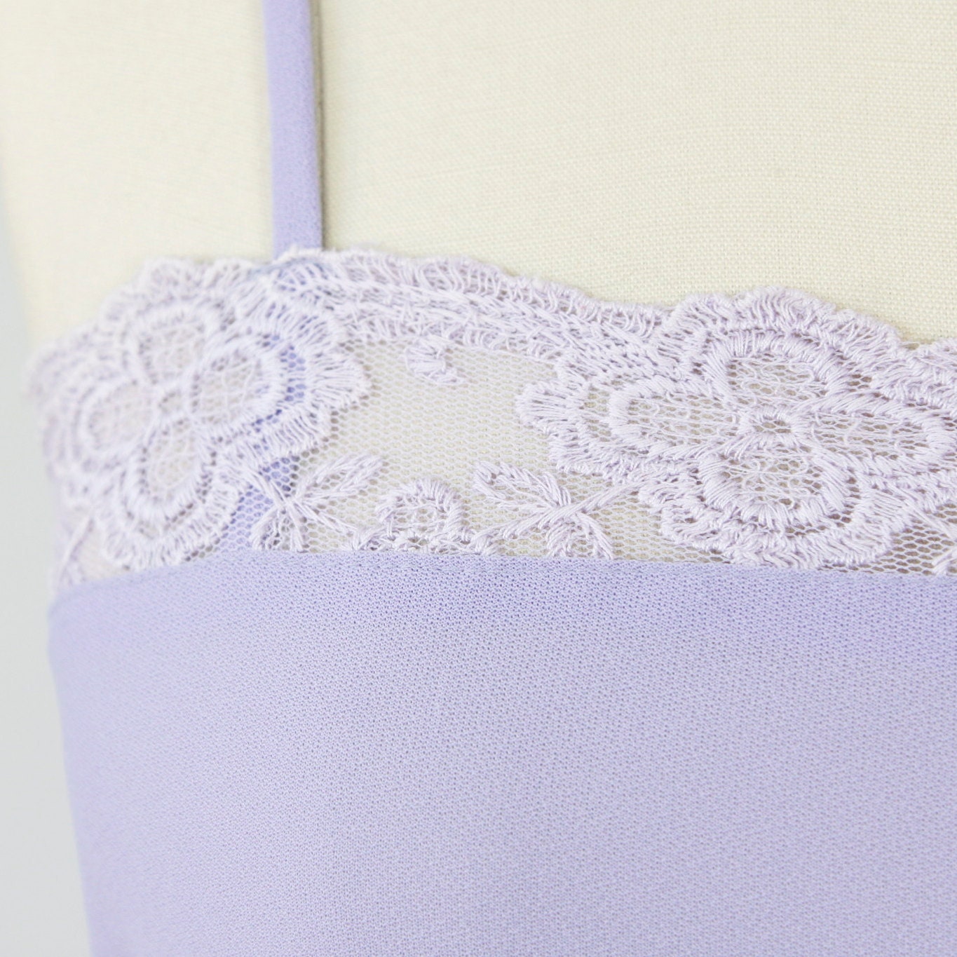 Lilac Full Skirt Vintage Dress with Lace Trim
