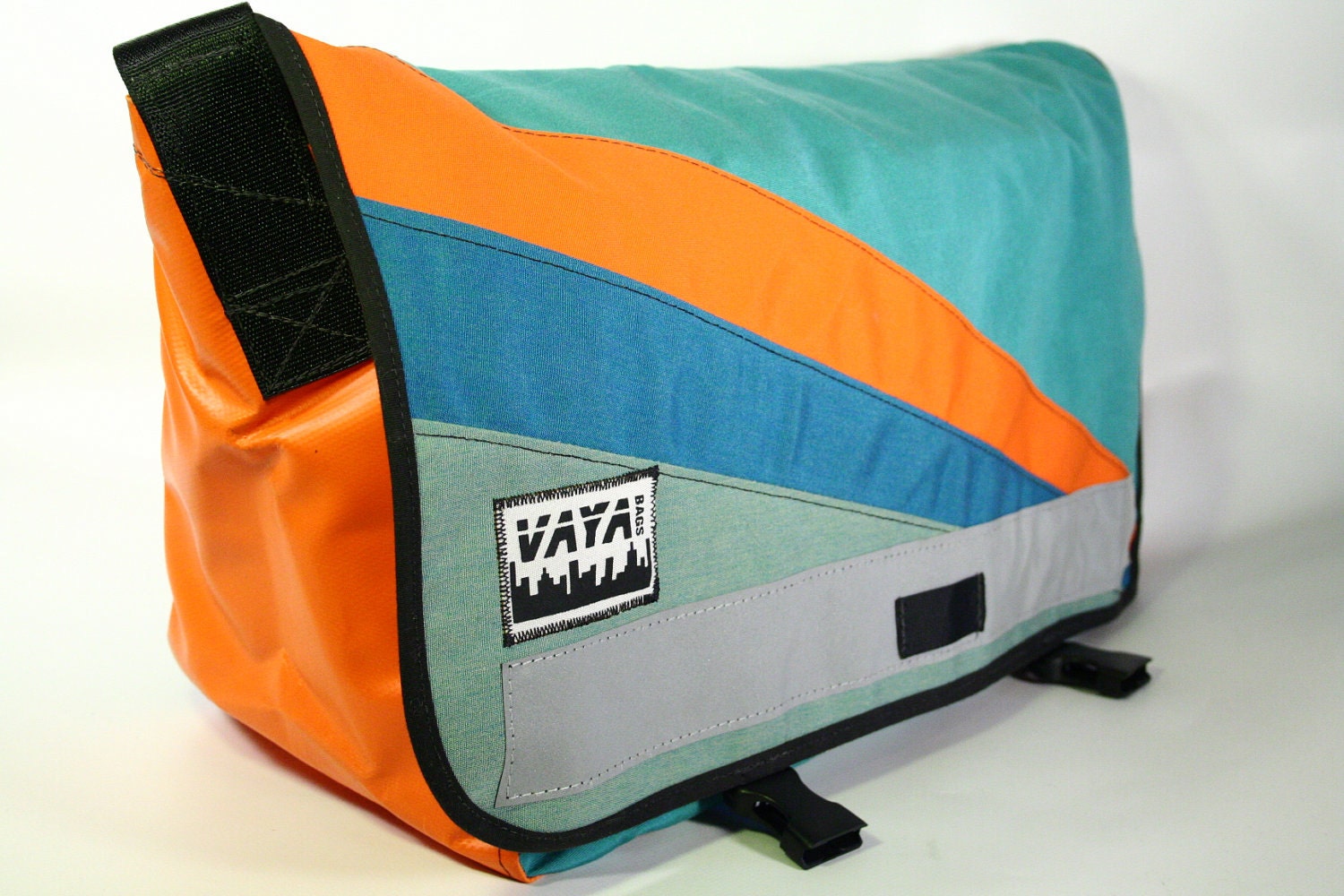 Standard Wide Sunburst Messenger Bag