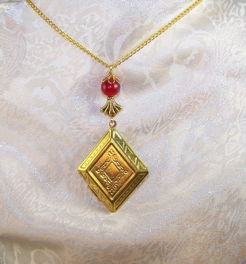Vintage Locket and Jade Necklace