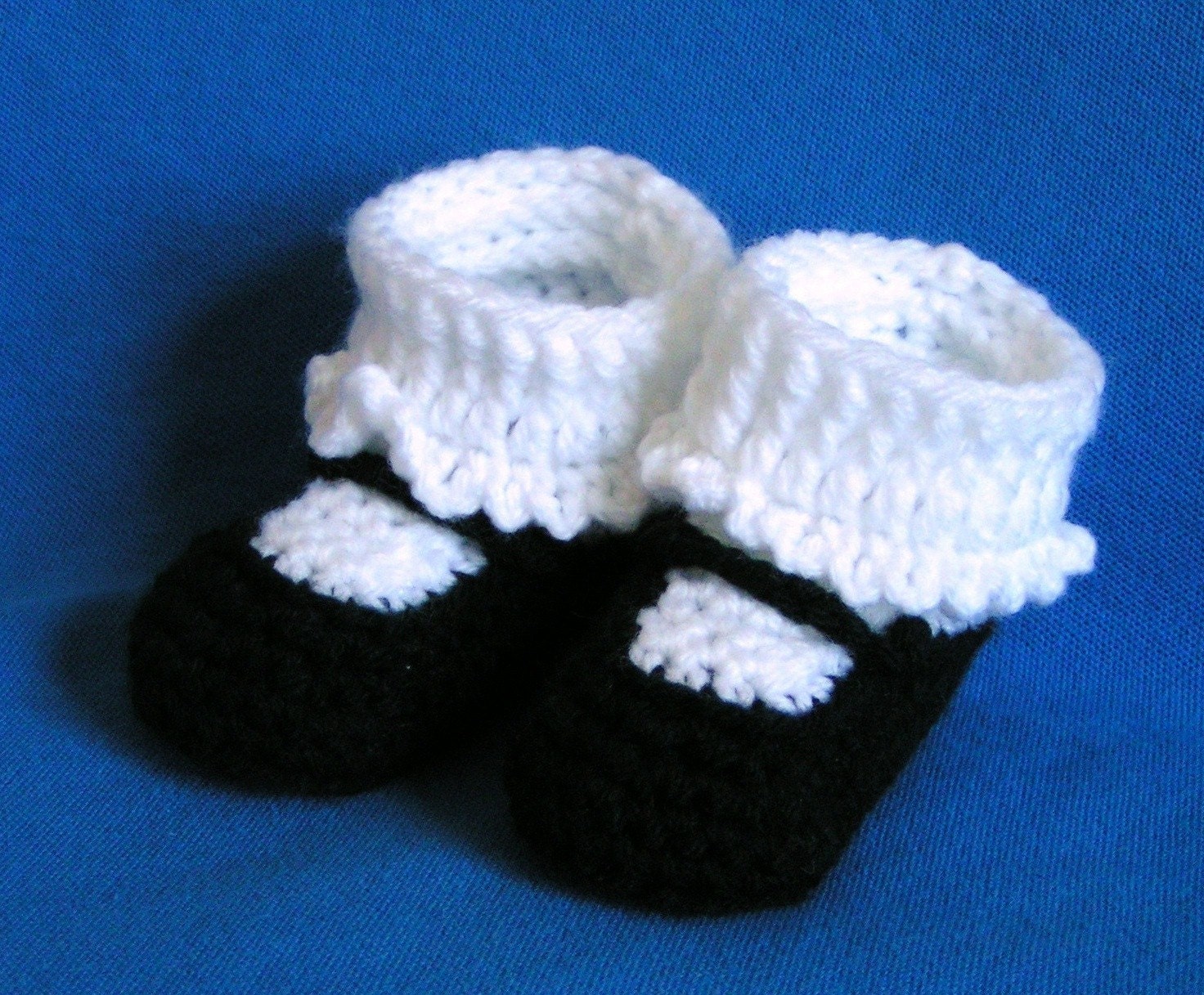 MaryJane Baby Booties in Black Size  3-6 months