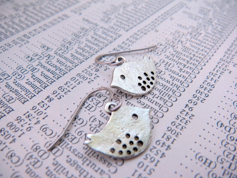Antique Silver Mini Purdy Birdie Earrings for Pierced Ears