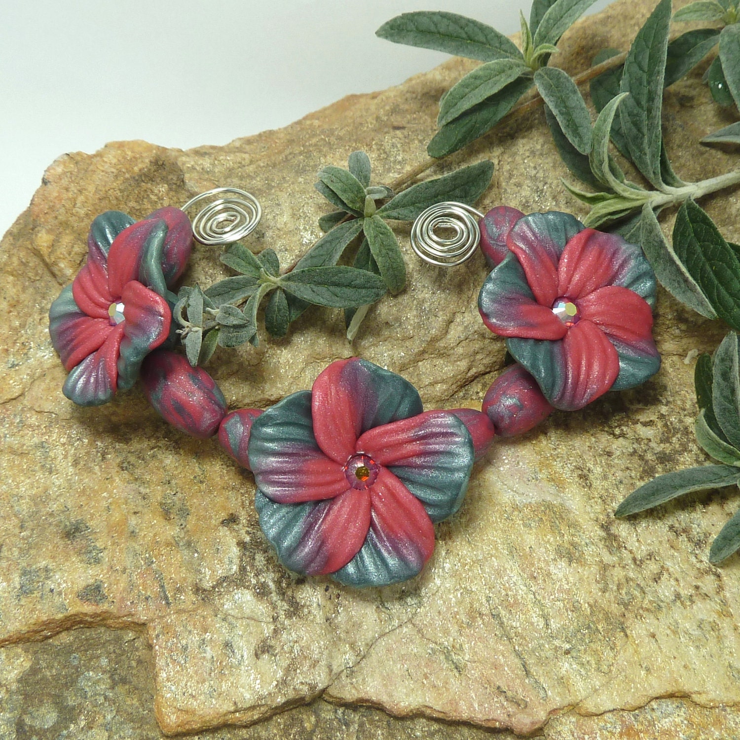 Flower Bead Set - Moss  Green and Berry
