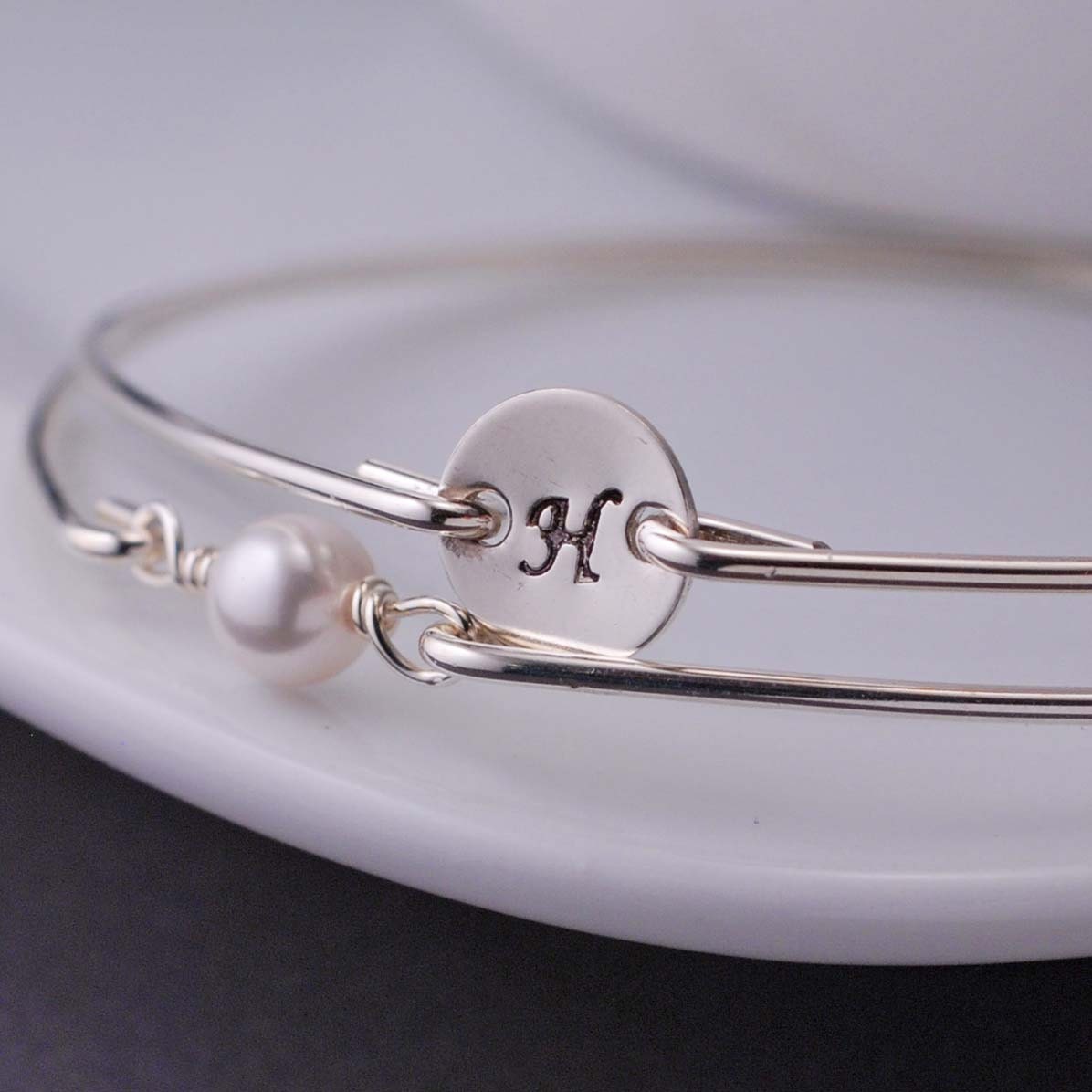 Personalized New Mom Gift, Simple Initial Bracelet Set, Stackable Bangles, Custom Bangle Bracelet