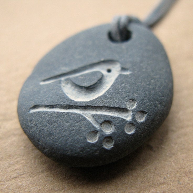 bird and berries beach pebble necklace