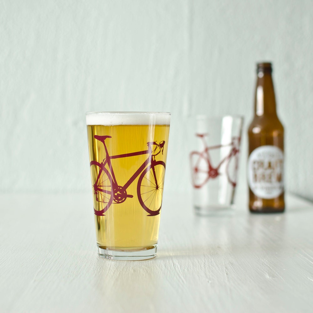 2 bicycle pint glasses, burgundy bike