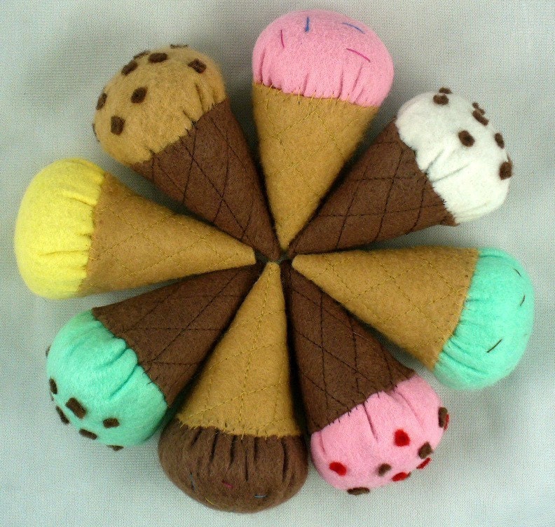 NEW Organic Catnip ONE Ice Cream Cone Cat Toy