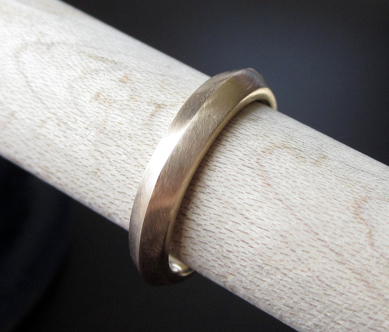 Womens Wedding Band 10k Yellow Gold - Apex - Art Deco II