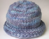 PATTERN easy hat to knit from unspun wool top roving