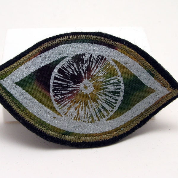 Fiber art brooch pin - Eye See You