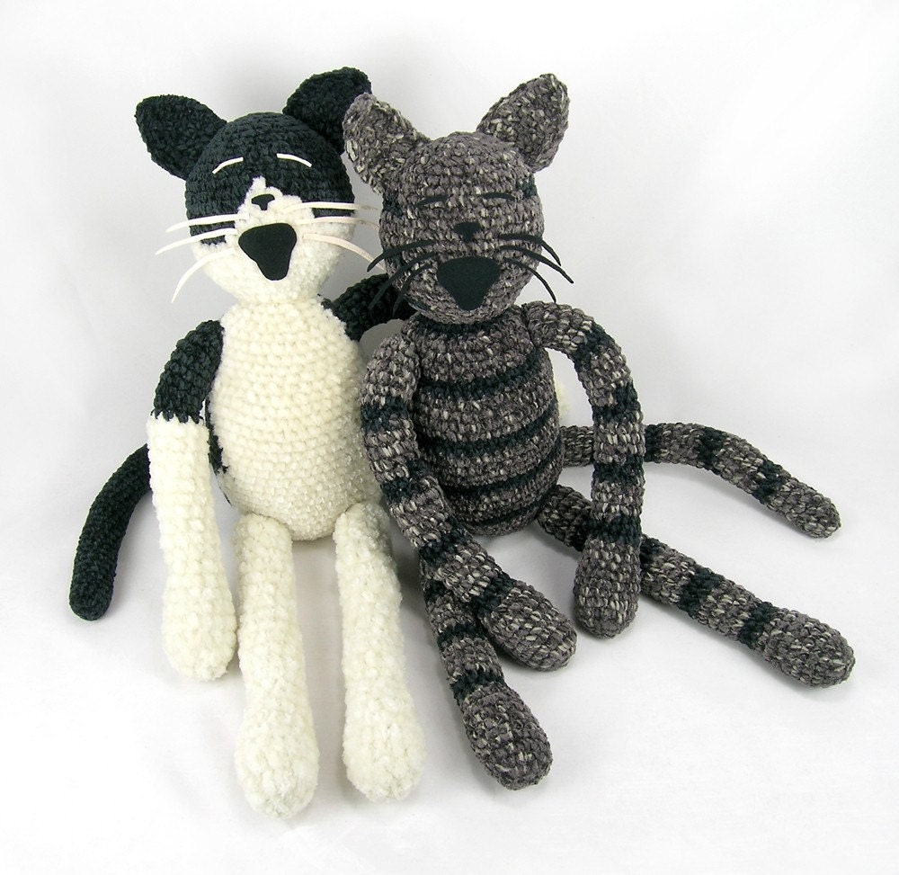 custom crocheted cat