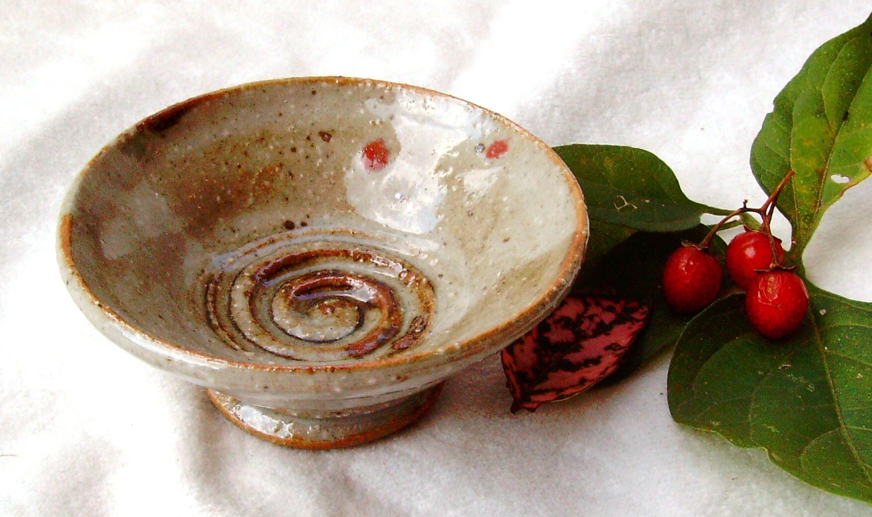 Raindrop Pot  -  Brown Spiral