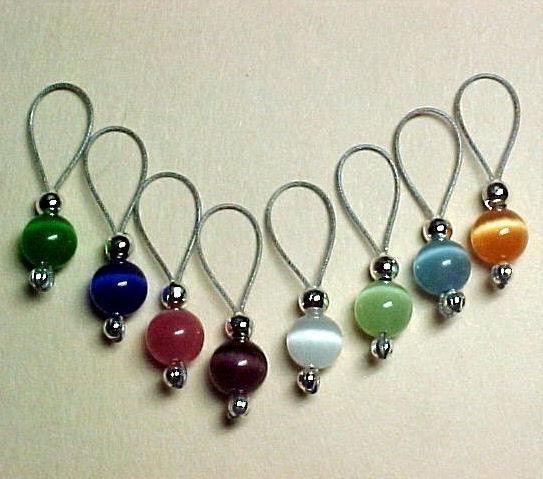 Stitch Markers -  Rainbow Cats Eye - With Storage Tin - Select Your Size - Set of 8 - Item No. 510