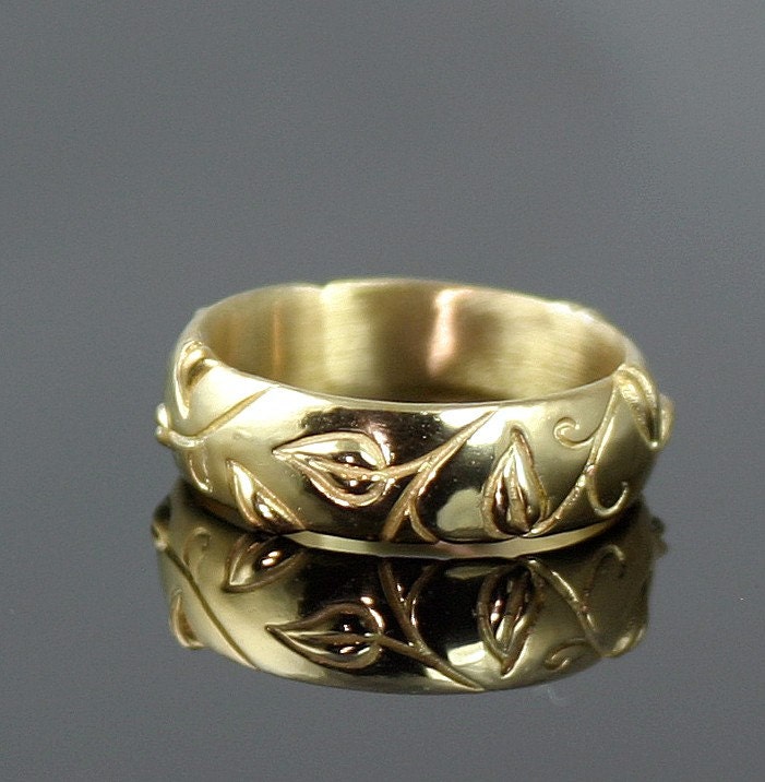 Ivy wedding band 14k gold, Made to order