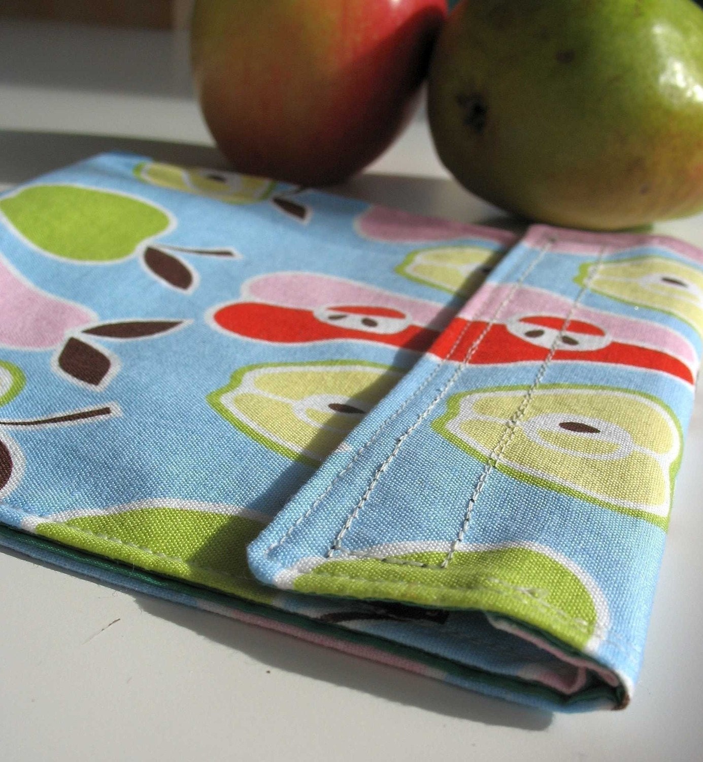 PDF Sewing Pattern - Picnic Pouch - Reusable, Wipeable, and Washable