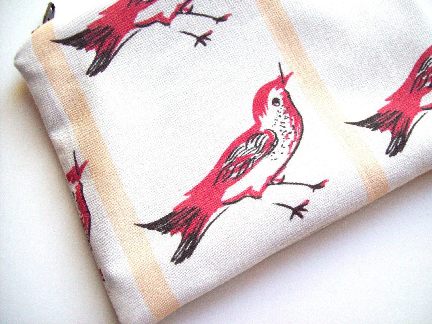 Robins song pouch