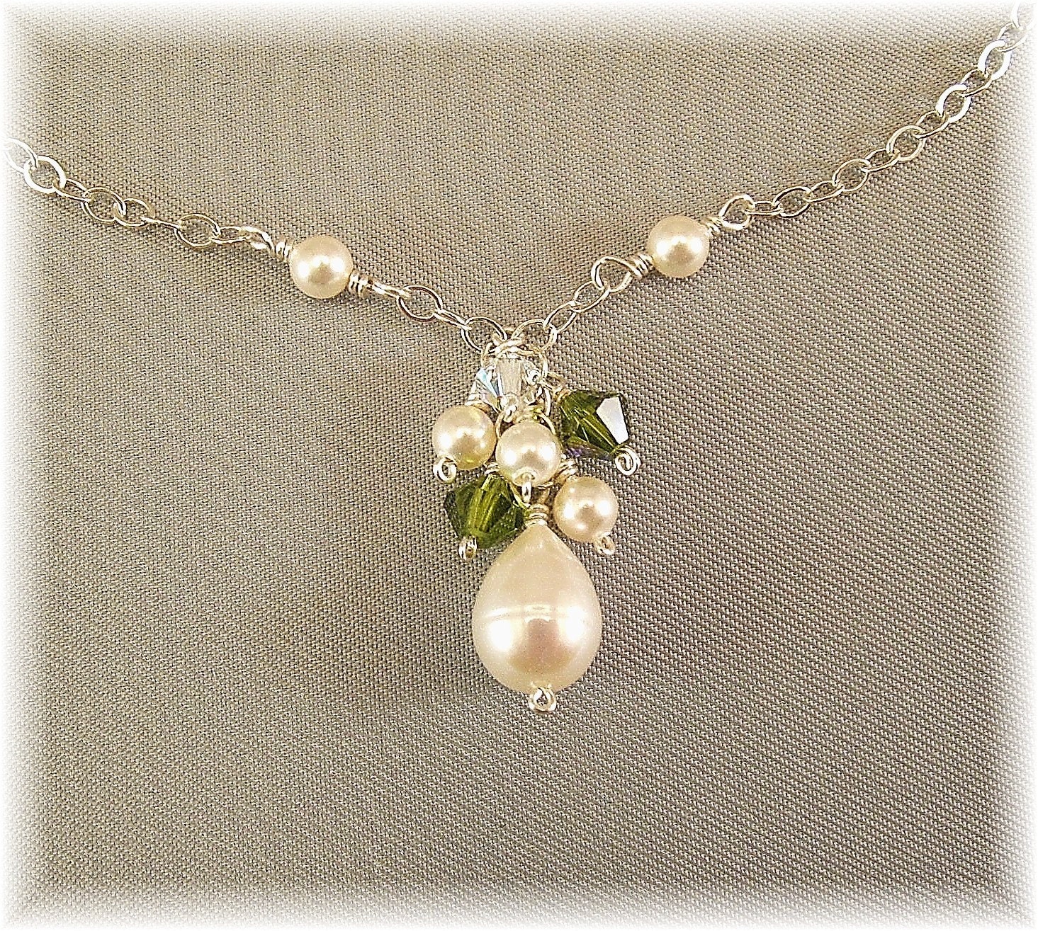 Olive Green & Pearl Bridesmaid Necklace, Green Necklaces, Bridesmaid Necklaces, Cluster Necklace, Green Weddings