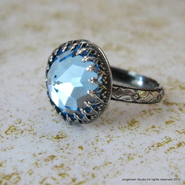 Cocktail Ring Rose Cut Cabochon in Sterling Silver Aqua Blue Vintage Swarovski